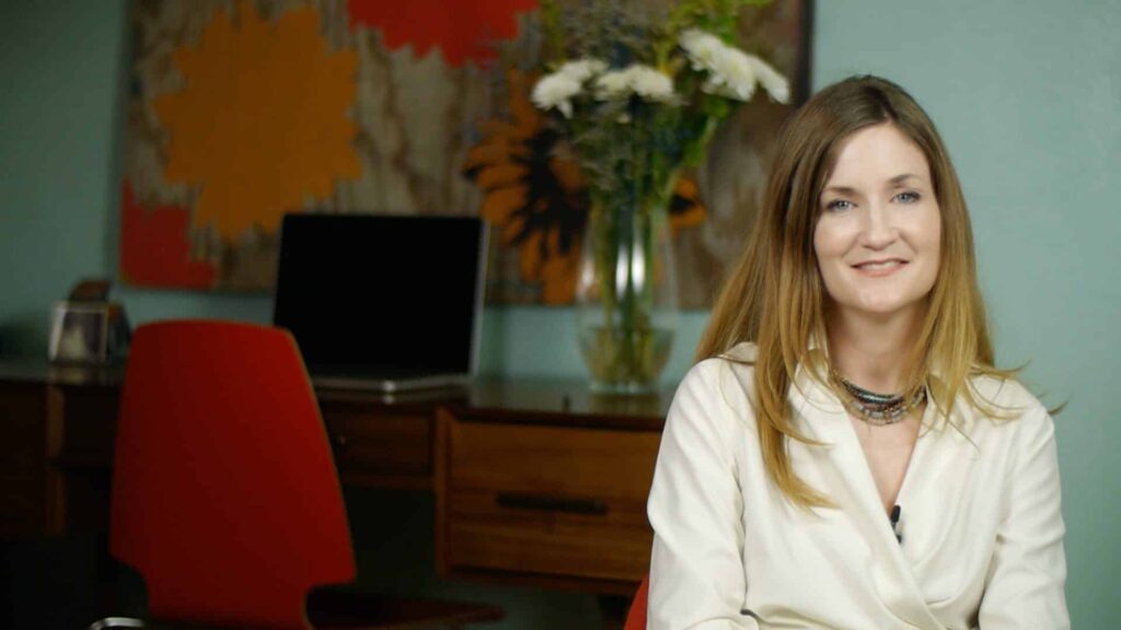 Therapist sitting in a chair. What your therapist wishes you knew.