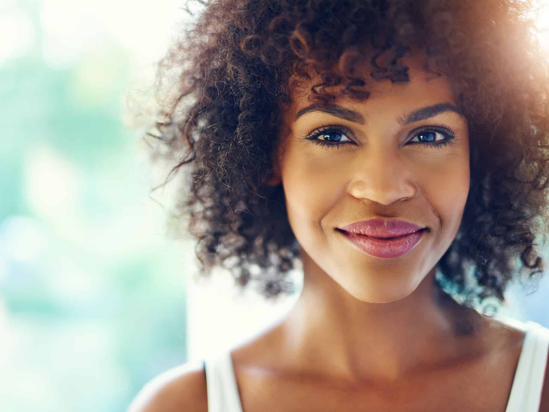 Women smiling. How to Increase self-confidence, part 2.