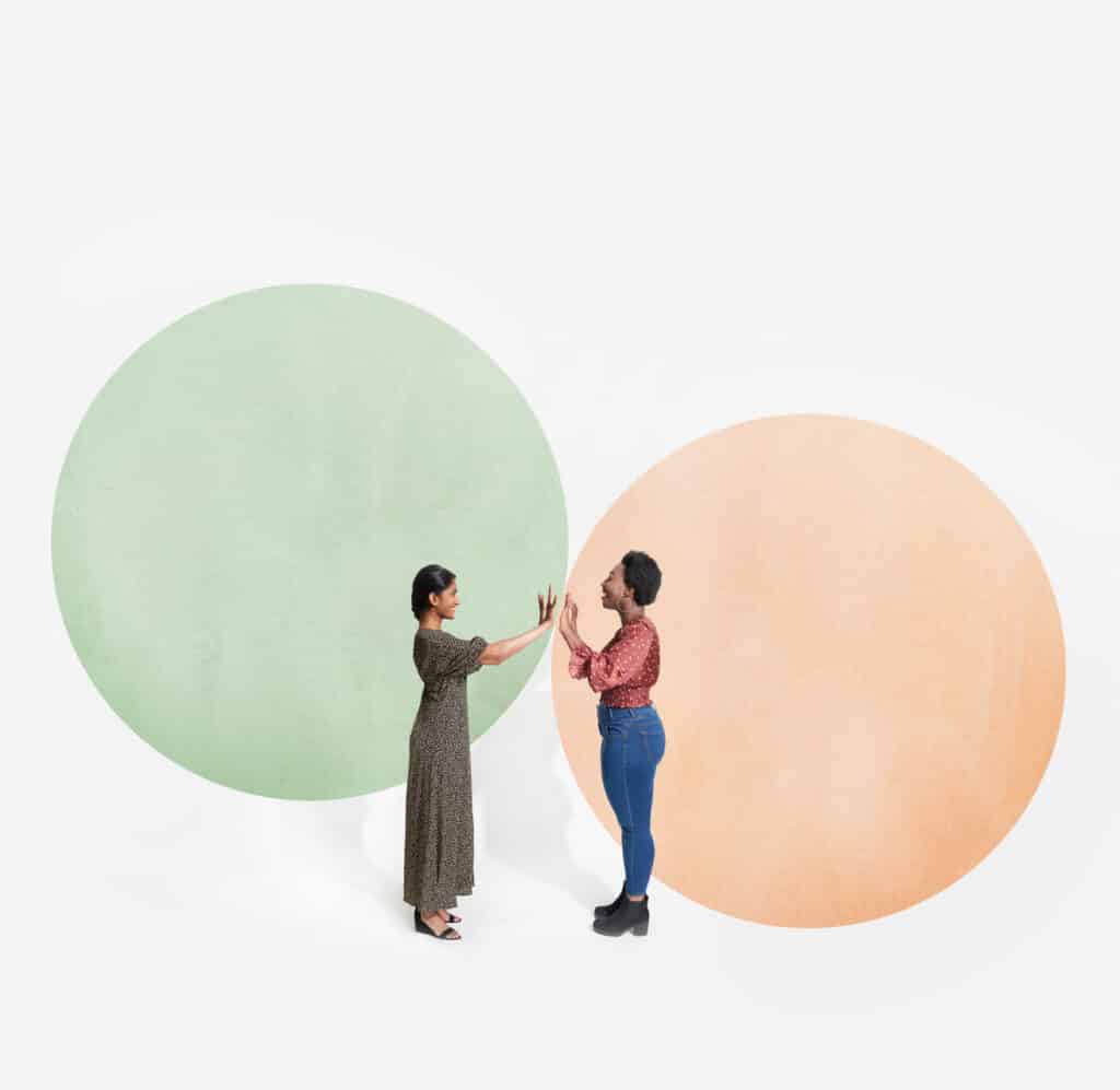 Illustration of two woman talking, representing what to expect in first therapy session.