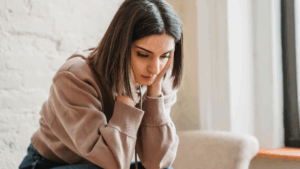 Experiencing people-pleasing anxiety from the fawn trauma response